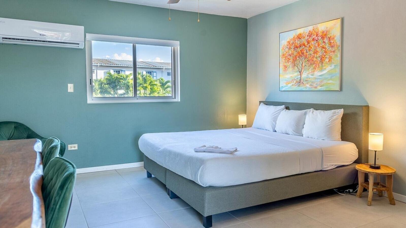 Talk Of The Town Inn & Suites - St Eustatius Oranjestad  外观 照片